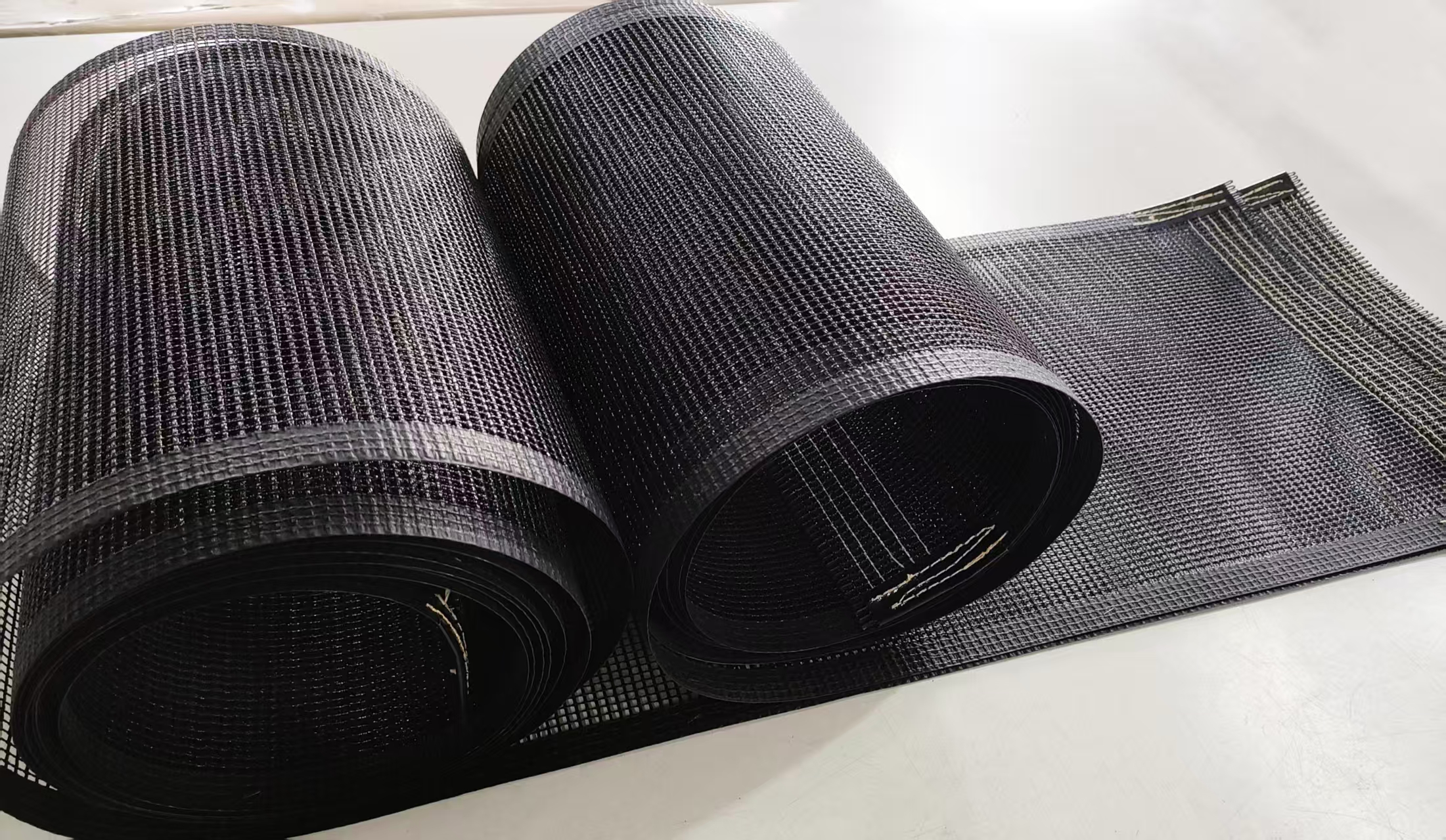 Black  Film Edge Binding 2